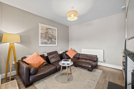 4 bedroom Semi-detached house for sale in Glen Road, West Cross, Swansea, SA3