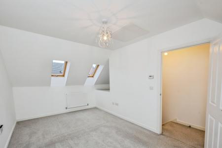 3 bedroom Terraced House for sale in Golwg Y Garreg, Swansea, SA1