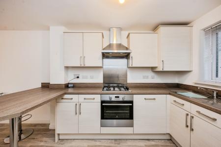 3 bedroom Terraced House for sale in Golwg Y Garreg, Swansea, SA1