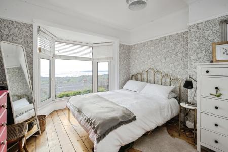 3 bedroom Terraced House for sale in Hazel Road, Uplands, Swansea, SA2