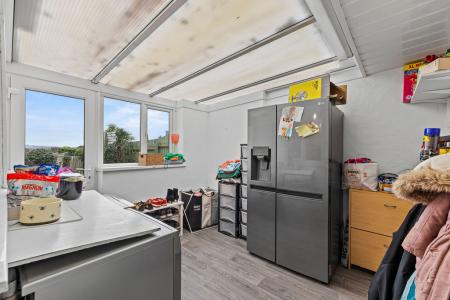 4 bedroom Detached house for sale in Heol Cae Copyn, Loughor, Swansea, SA4