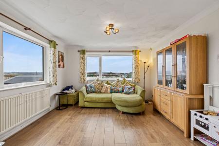 4 bedroom Detached house for sale in Heol Cae Copyn, Loughor, Swansea, SA4