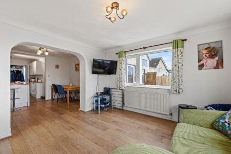 4 bedroom Detached house for sale in Heol Cae Copyn, Loughor, Swansea, SA4