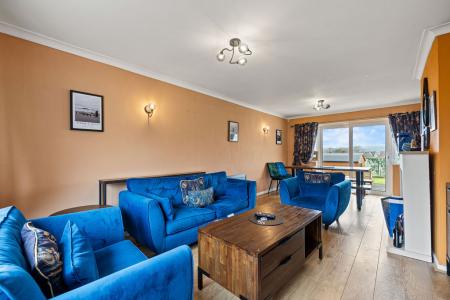 4 bedroom Detached house for sale in Heol Cae Copyn, Loughor, Swansea, SA4