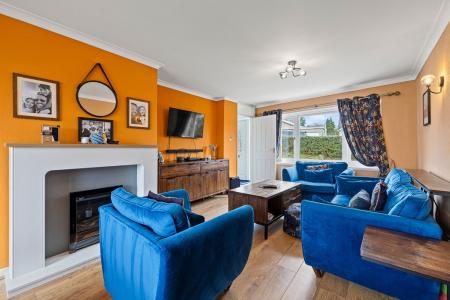 4 bedroom Detached house for sale in Heol Cae Copyn, Loughor, Swansea, SA4