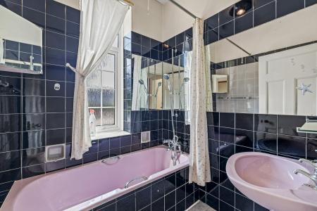 5 bedroom Semi-detached house for sale in Higher Lane, Langland, Swansea, SA3