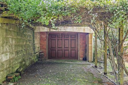 5 bedroom Semi-detached house for sale in Higher Lane, Langland, Swansea, SA3