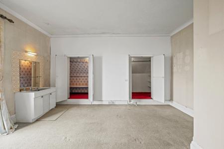 5 bedroom Semi-detached house for sale in Higher Lane, Langland, Swansea, SA3