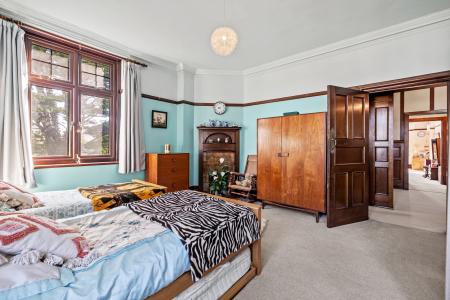 4 bedroom Semi-detached house for sale in Higher Lane, Langland, Swansea, SA3