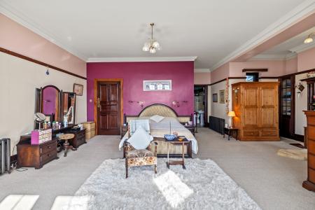 4 bedroom Semi-detached house for sale in Higher Lane, Langland, Swansea, SA3