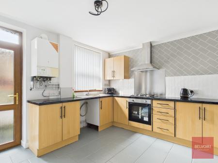 3 bedroom End of terrace house for sale in Landeg Street, Swansea, SA6