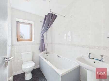 3 bedroom End of terrace house for sale in Landeg Street, Swansea, SA6