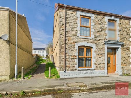 Landeg Street, Swansea, SA6