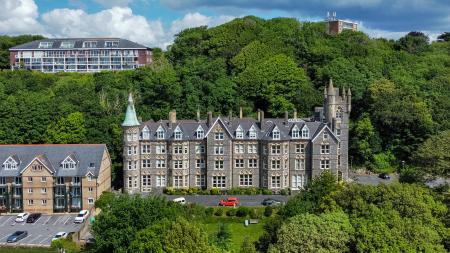 2 bedroom Apartment for sale in Langland Bay Manor, Langland, Swansea, SA3