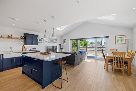 Melcorn Drive, Newton, Swansea, SA3