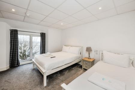 19 bedroom Hotel for sale in Mumbles Road, Swansea, SA3