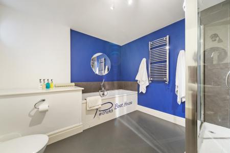 15 bedroom Detached house for sale in Mumbles Road, Mumbles, Swansea, SA3