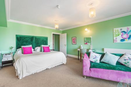 15 bedroom Detached house for sale in Mumbles Road, Mumbles, Swansea, SA3