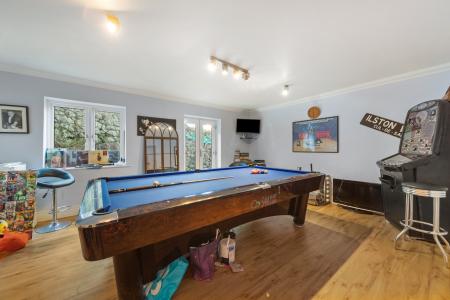 15 bedroom Detached house for sale in Mumbles Road, Mumbles, Swansea, SA3