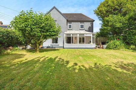 4 bedroom Detached house for sale in Oldway, Bishopston, Swansea, SA3