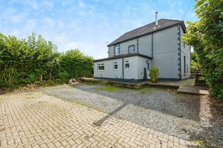 4 bedroom Detached house for sale in Oldway, Bishopston, Swansea, SA3