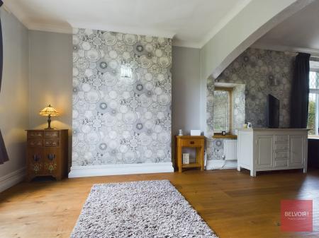 4 bedroom Detached house for sale in Oldway, Bishopston, Swansea, SA3