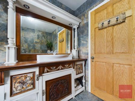 4 bedroom Detached house for sale in Oldway, Bishopston, Swansea, SA3