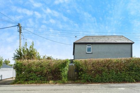 4 bedroom Detached house for sale in Oldway, Bishopston, Swansea, SA3