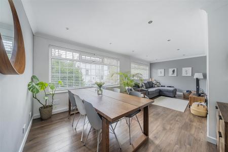 3 bedroom Bungalow for sale in Penlan Crescent, Uplands, Swansea, SA2