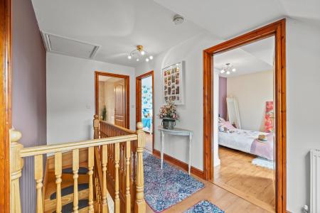 4 bedroom Detached house for sale in Pentredwr Road, Llansamlet, Swansea, SA7