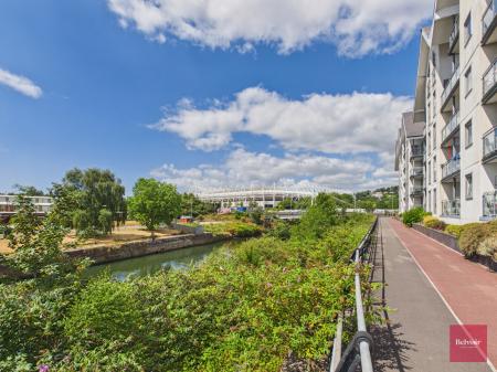 1 bedroom Flat for sale in Phoebe Road, Swansea, SA1