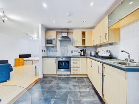 1 bedroom Flat for sale in Princess Way, Princess Way, Swansea, SA1