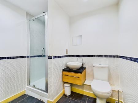 1 bedroom Flat for sale in Princess Way, Princess Way, Swansea, SA1