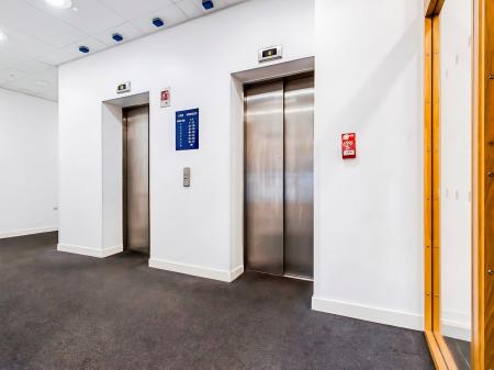 1 bedroom Flat for sale in Princess Way, Princess Way, Swansea, SA1