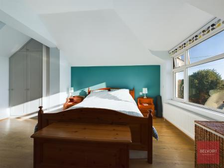 4 bedroom Semi-detached house for sale in Pyle Road, Bishopston, Swansea, SA3