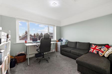 5 bedroom Semi-detached house for sale in Queens Road, Sketty, Swansea, SA2