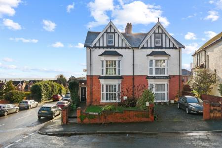 Queens Road, Sketty, Swansea, SA2