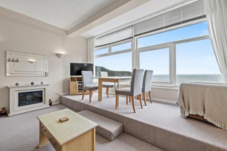2 bedroom Flat for sale in Redcliffe Apartments, Swansea, SA3
