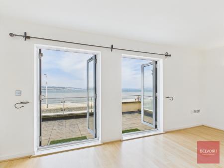 2 bedroom Flat for sale in The Boathouse, Mumbles Road, Mumbles, Swansea, SA3