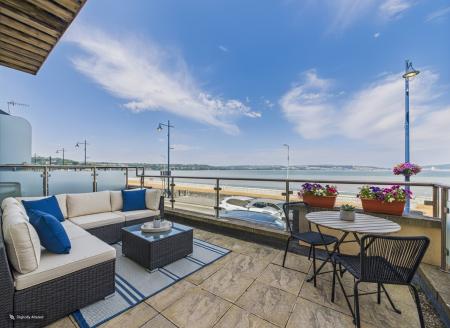 2 bedroom Flat for sale in The Boathouse, Mumbles Road, Mumbles, Swansea, SA3