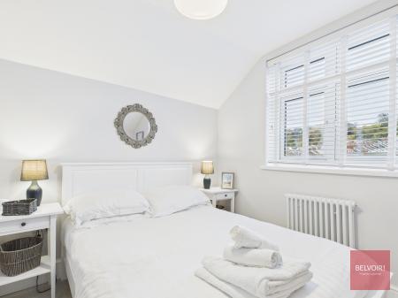 4 bedroom Terraced House for sale in Victoria Avenue, Mumbles, Swansea, SA3