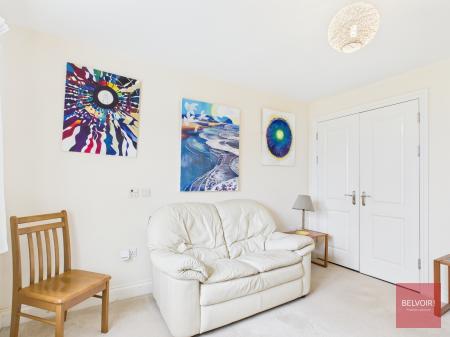 2 bedroom Flat for sale in Willow Court, Swansea, SA3