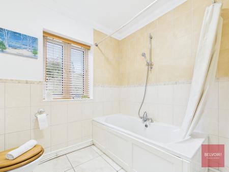 5 bedroom Detached house to let in Applegrove, Reynoldston, Swansea, SA3