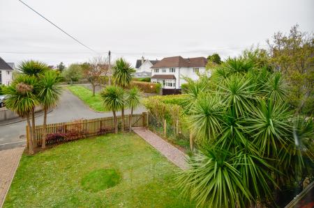 3 bedroom Detached house to let in Beaufort Close, Langland, Swansea, SA3