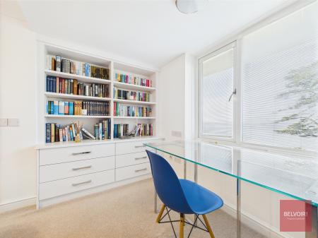 2 bedroom Flat to let in Caswell Bay Court, Caswell Road, Caswell, Swansea, SA3