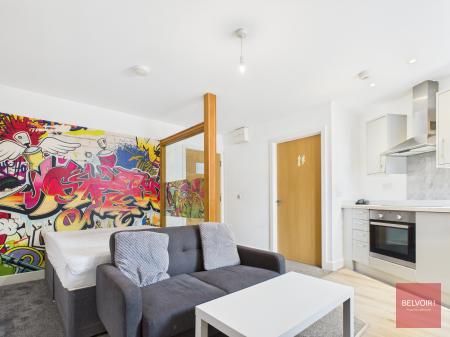 1 bedroom Studio flat to let in College Street, City Centre, Swansea, SA1