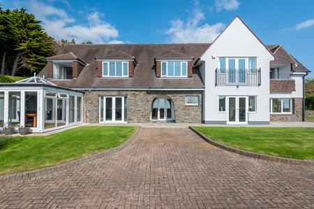 4 bedroom Detached house to let in Higher Lane, Langland, Swansea, SA3