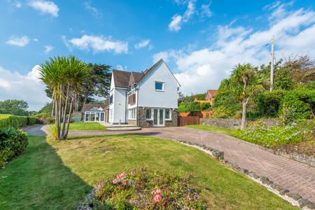 4 bedroom Detached house to let in Higher Lane, Langland, Swansea, SA3