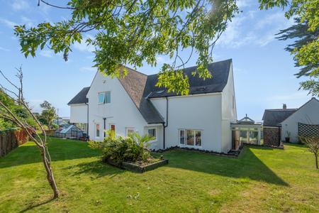 4 bedroom Detached house to let in Higher Lane, Langland, Swansea, SA3