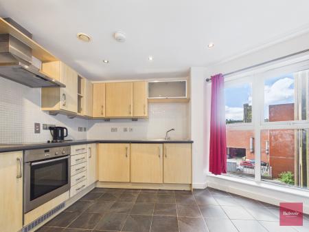 1 bedroom Studio flat to let in Excelsior Buildings, Princess Way, Princess Way, Swansea, SA1